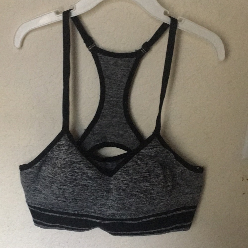 Athletic worksh grey and black sports bra